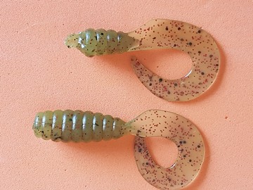 estuary-grub-b